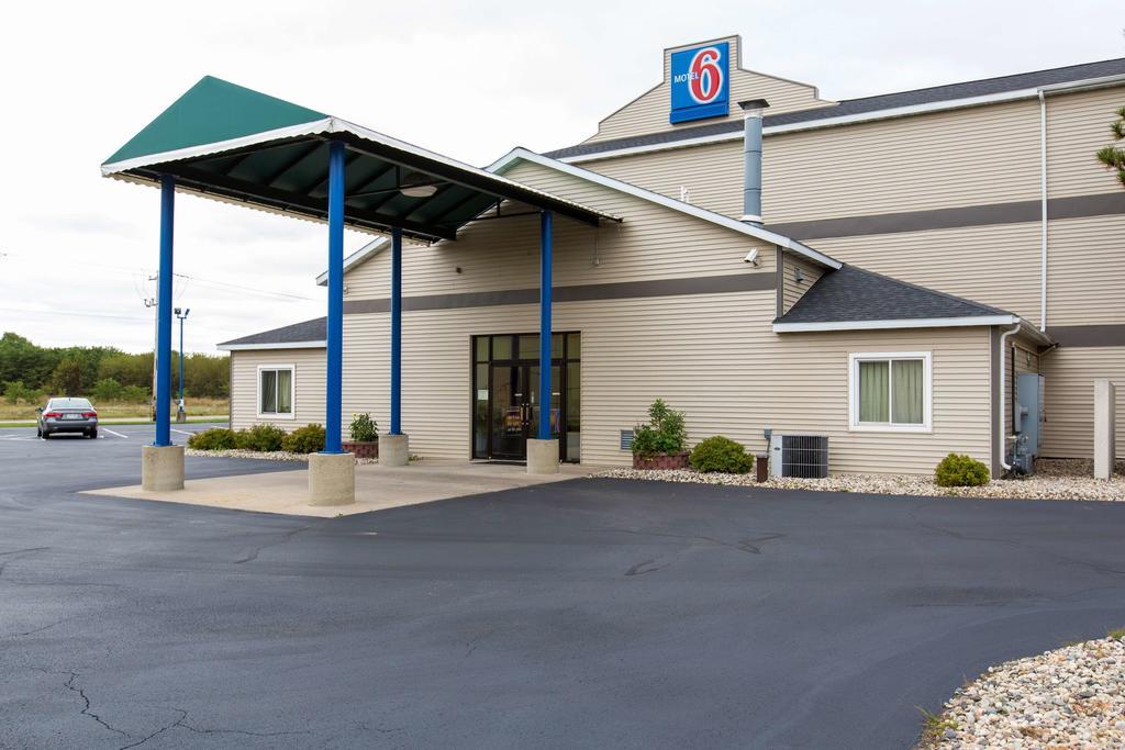 Motel 6-Baraboo, Wi - Lake Delton-Wisconsin Dells מראה חיצוני תמונה