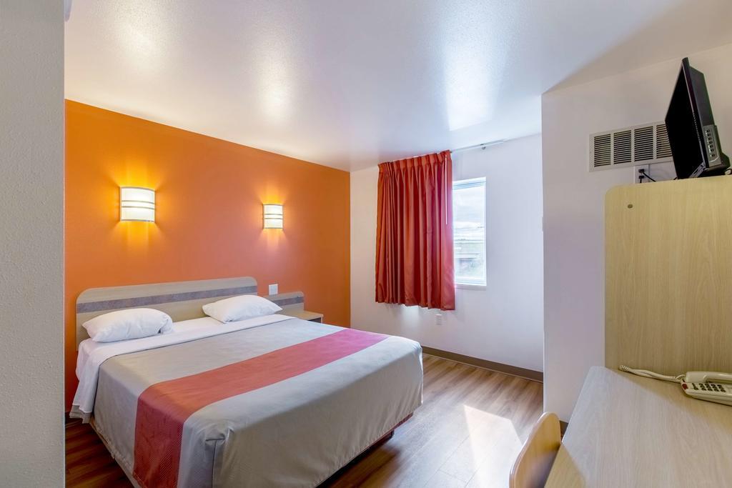 Motel 6-Baraboo, Wi - Lake Delton-Wisconsin Dells מראה חיצוני תמונה