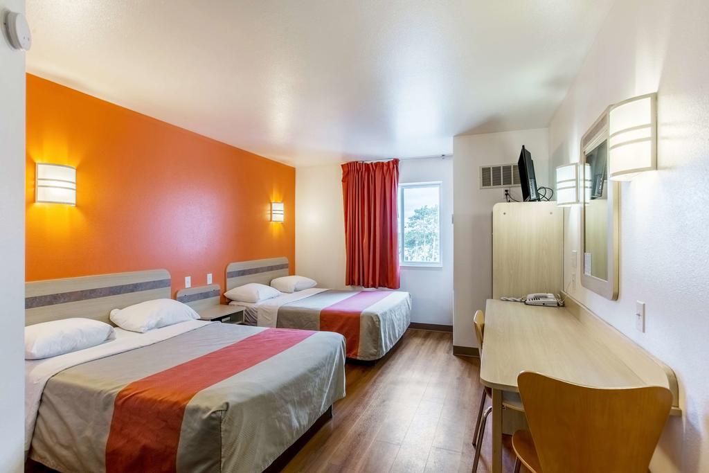 Motel 6-Baraboo, Wi - Lake Delton-Wisconsin Dells מראה חיצוני תמונה