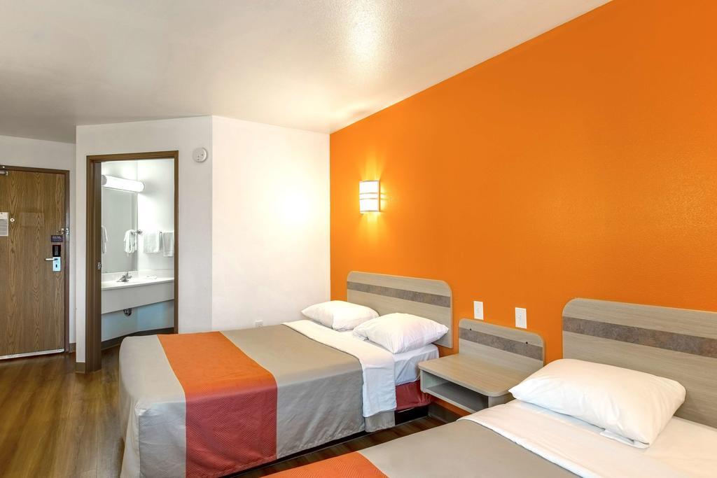 Motel 6-Baraboo, Wi - Lake Delton-Wisconsin Dells מראה חיצוני תמונה